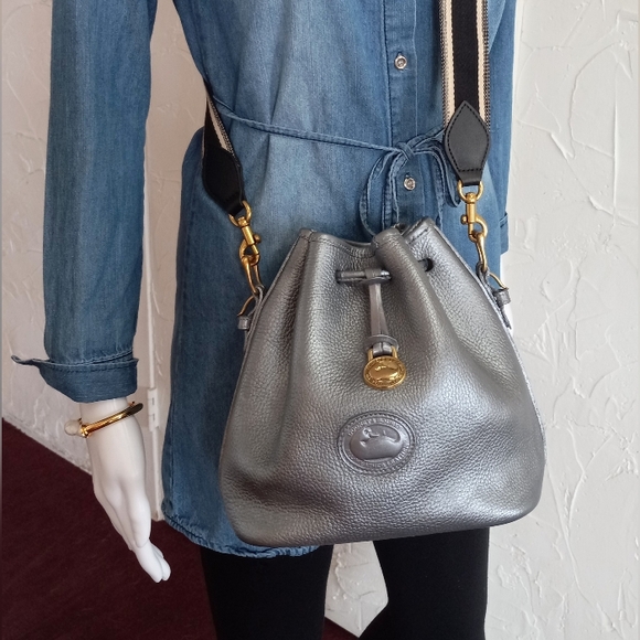 Dooney & Bourke 1980's Drawstring Bag. - Picture 15 of 16